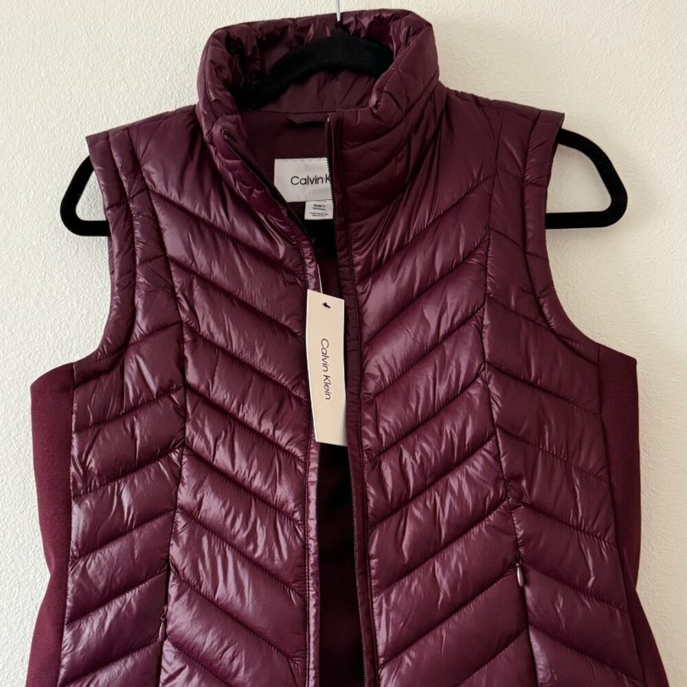 Calvin Klein Performance Stretch Rib Insulated Vest Plum S NWT